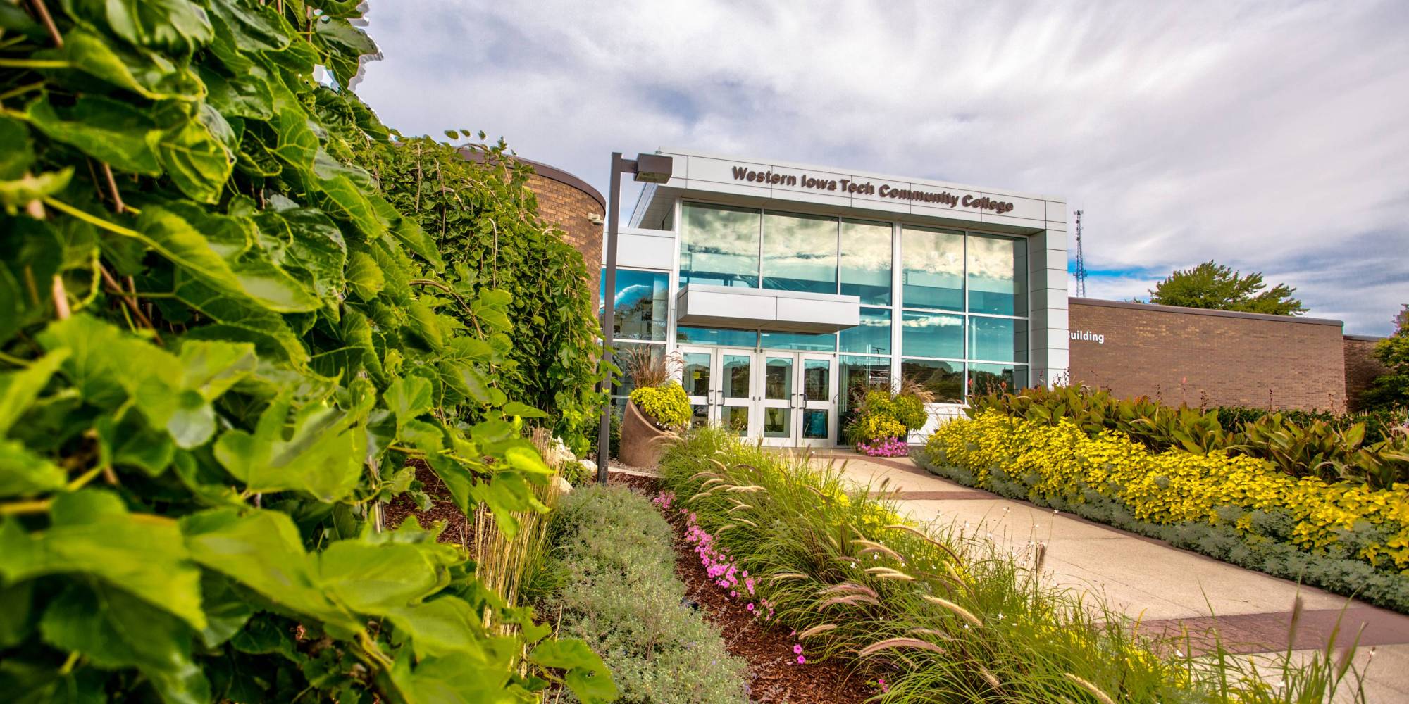 Sioux City Campus Entrance 1